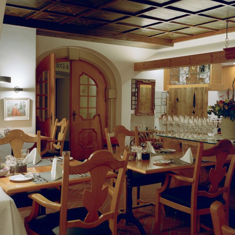 Adula Hotel