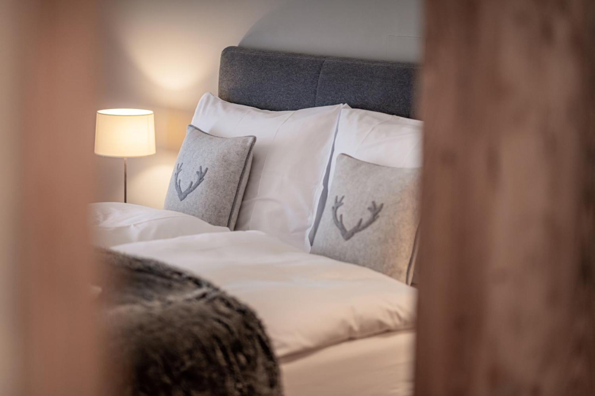 Adula Hotel 4*