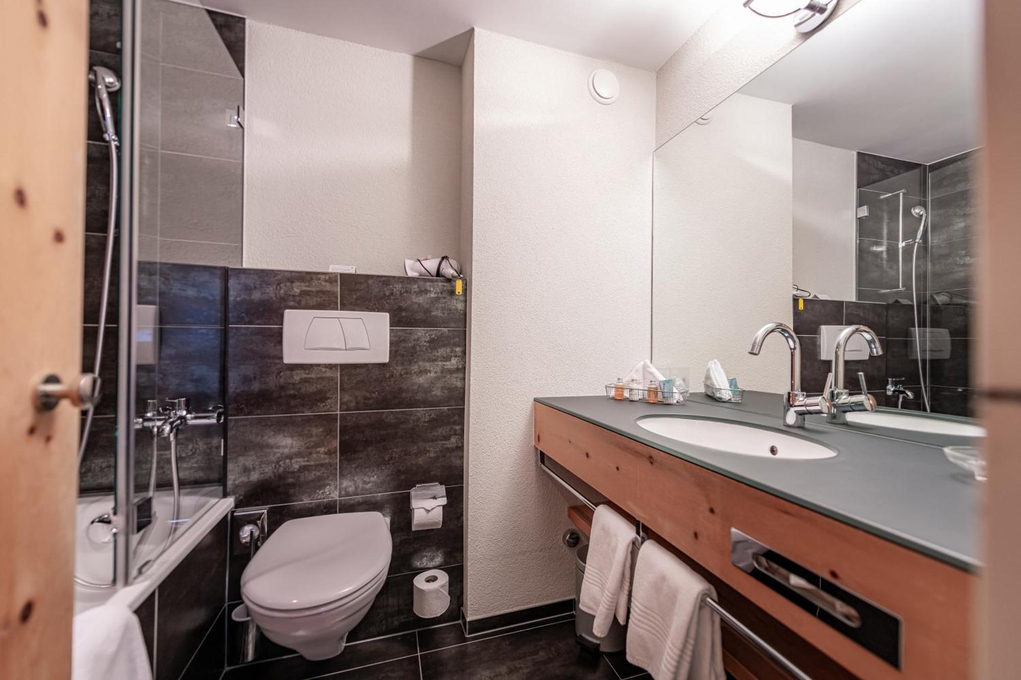 Adula 4* Flims